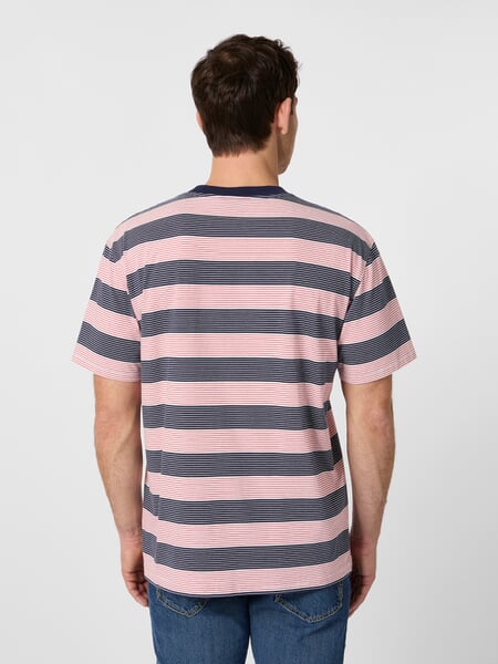 Herren-Streifenshirt Blau-Rot-Weiß, Tragebild