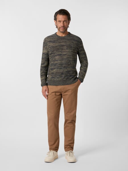 Herrenpullover Leinen Navy-Grün-Beige, Tragebild