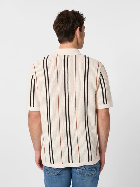 Herren-Poloshirt Knopfleiste Weiß, Tragebild