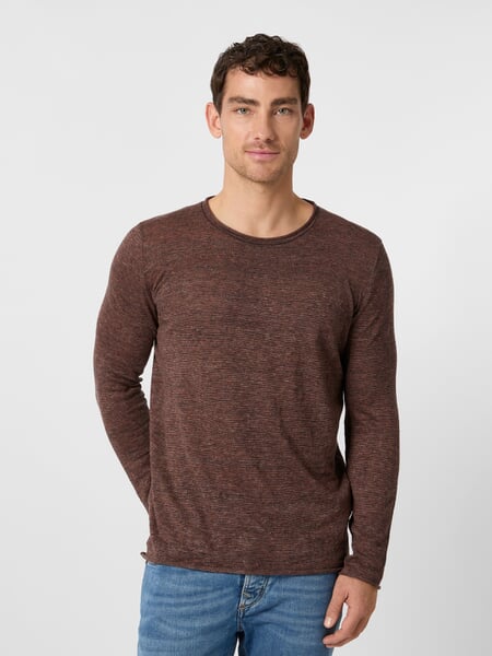 Herren-Leinenshirt Rostrot, Tragebild