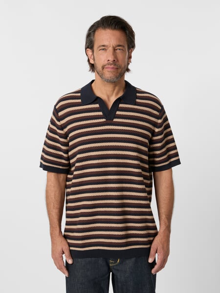 Herren-Strickpolo Navy-Braun-Natur, Tragebild