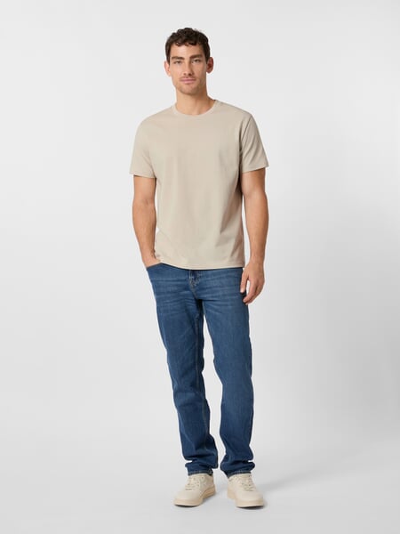 Herren-T-Shirt Heavy Jersey Sand, Tragebild