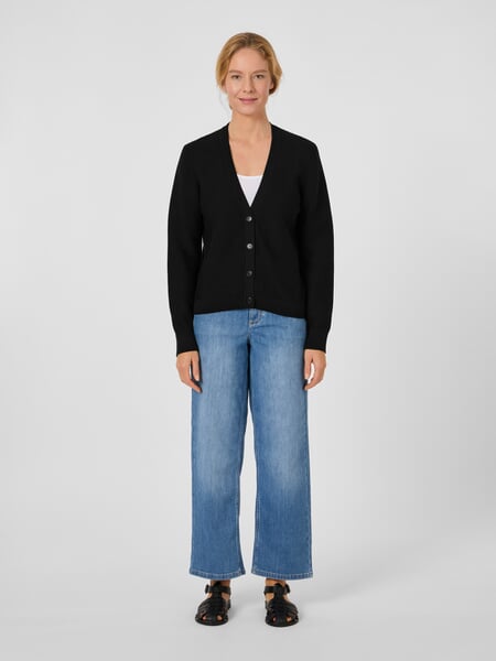 Women’s Cotton Knit Cardigan Black, presented on a model
