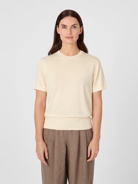 Damen-Strickshirt Cremeweiß, Tragebild