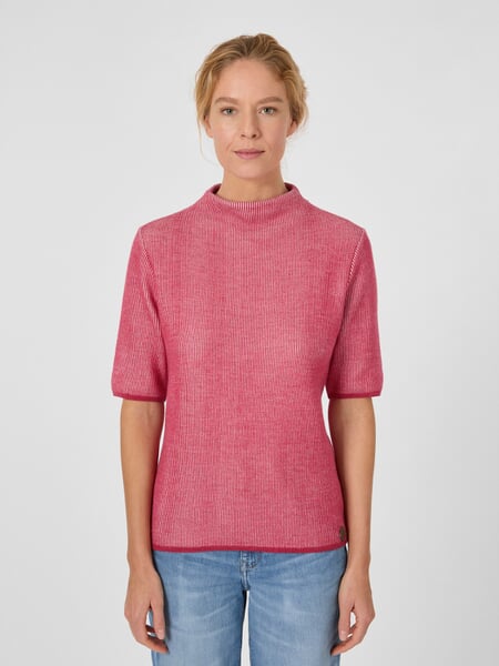 Pull en maille pour femme à manches courtes Rouge, présenté sur un modèle