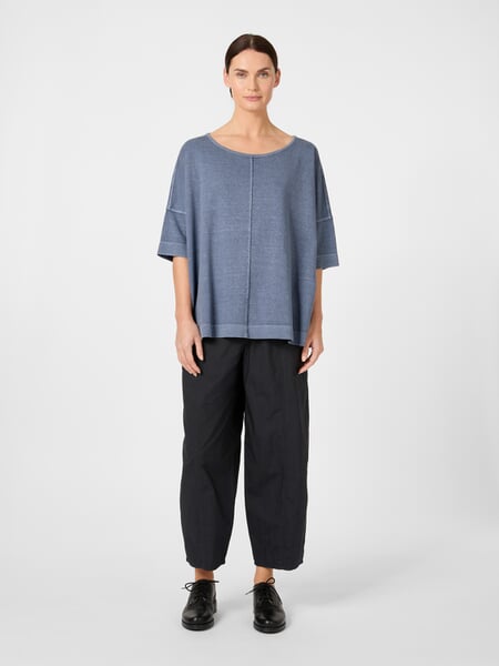 Dames-T-shirt met halflange mouwen Blauw, gepresenteerd op een model