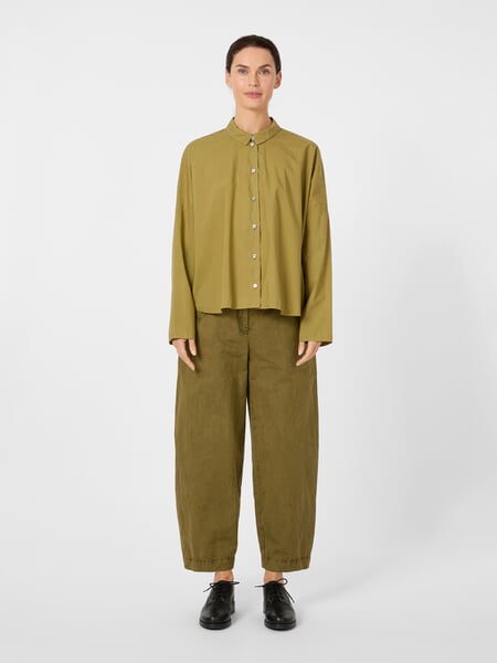 Women’s Poplin Blouse Ochre, presented on a model