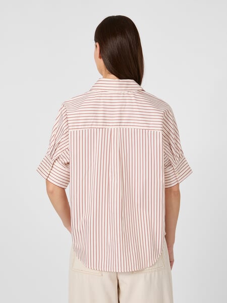 Blusa de mujer de satén de algodón Blanco y rojo, Tragebild