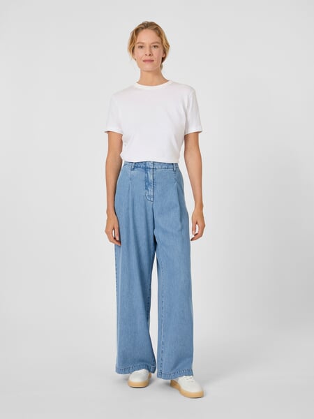 Vaqueros de mujer con pliegue en la cintura de TENCEL™ Denim, Tragebild