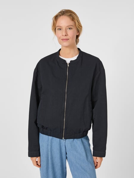Damesblouson van katoen en linnen Zwartblauw, gepresenteerd op een model