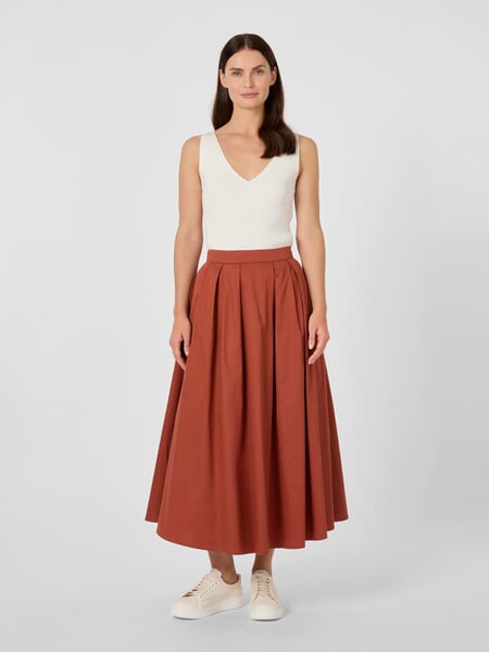 Women's Cotton Satin Skirt Rust red, presented on a model