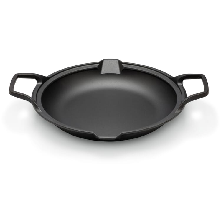 Signature cast iron pan with double handle