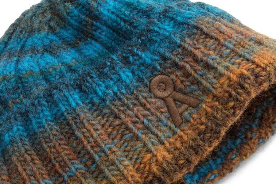 Strickmütze dégradé Cognac-Petrol, Detailsicht