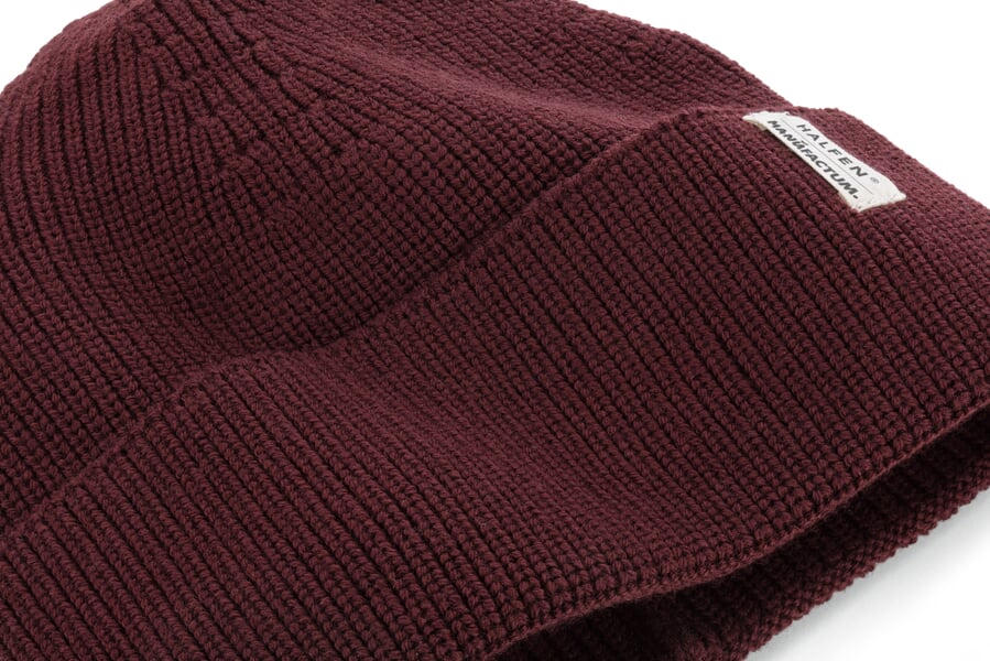 Strickmütze Merinowolle Weinrot, Detailsicht