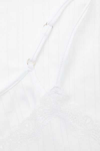 Maillot de corps pour femme Nadelzug Blanc, procédé de fabrication