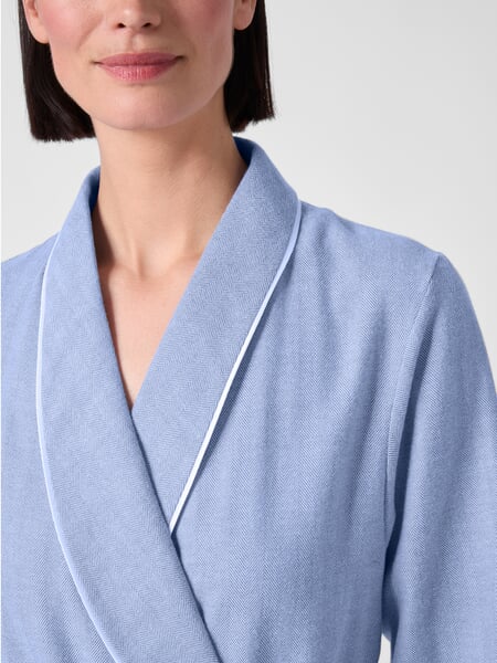 Ladies housecoat flannel Light blue, close-up