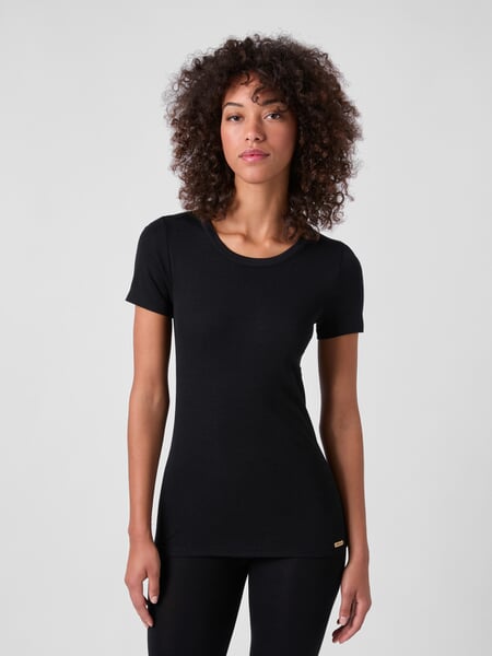 T-shirt femme à manches courtes en laine et soie Noir, présenté sur un modèle
