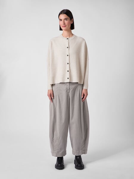 Damen-Wolljacke Naturweiß, Tragebild