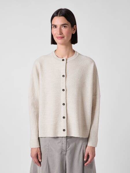 Damen-Wolljacke Naturweiß, Tragebild