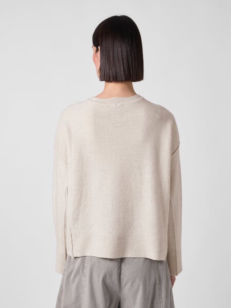Damen-Wollpullover Naturweiß, Tragebild