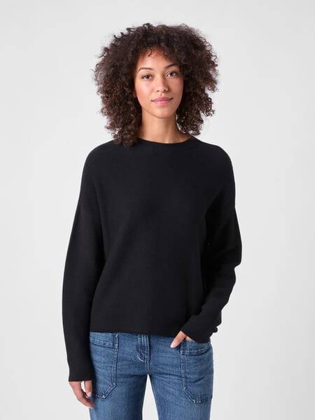 Damen-Strickpullover Schwarz, Tragebild