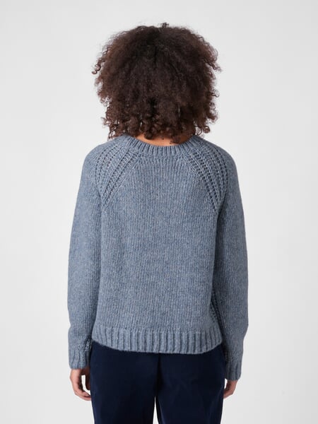 Damen-Strickpullover Hellblau, Tragebild