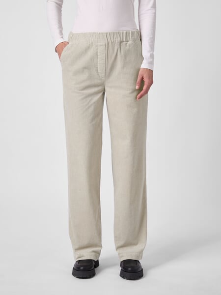 Pantaloni da donna in velluto a coste a gamba dritta Bianco naturale, Tragebild