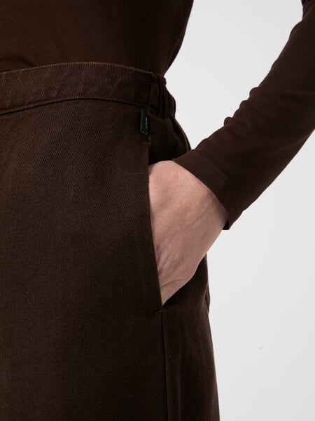 Women's Lyocell Fabric Pants Brown, close-up