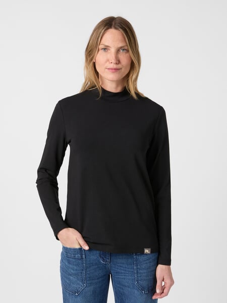 Damen-Langarmshirt Stehkragen Schwarz, Tragebild