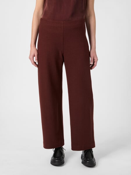 Pantalon pour femme en laine et coton Marron, présenté sur un modèle
