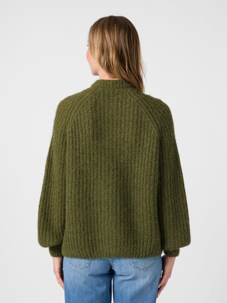 Damen-Strickjacke Wolle-Alpaka Oliv, Tragebild