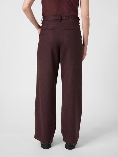 Damen-Wollhose mit Bundfalten Weinrot, Tragebild