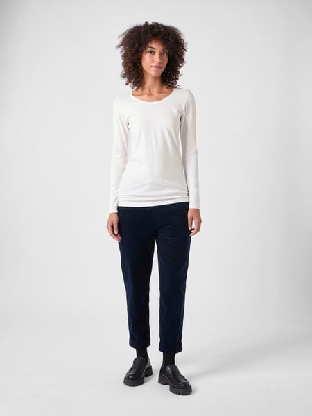 Damen-Langarmshirt Natur, Tragebild