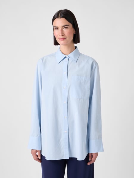 Damenbluse Hellblau, Tragebild