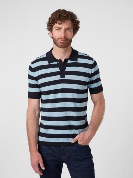 Herren-Strickpolo gestreift Navy-Bleu, Tragebild