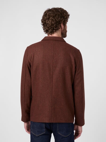 Veste pour homme Herringbone Rouge rouille, présenté sur un modèle
