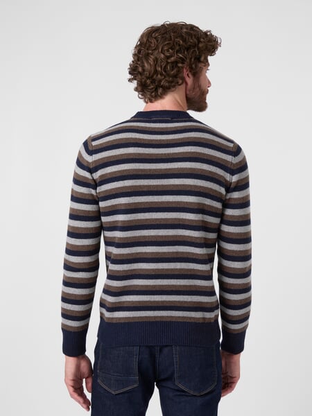 Pull pour homme en laine et cachemire Marron-Bleu, présenté sur un modèle