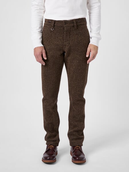 Herren-Surveyor-Trousers Braun, Tragebild
