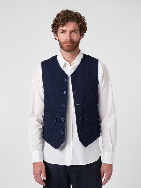 Gilet pour homme Côtelé Bleu, présenté sur un modèle