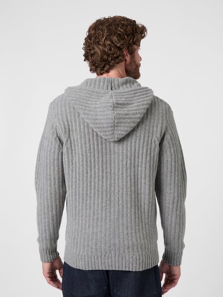 Herren-Strickjacke Graumelange, Tragebild