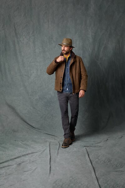 Chapeau d'extérieur ciré pour homme Oliv, exemple dapplication
