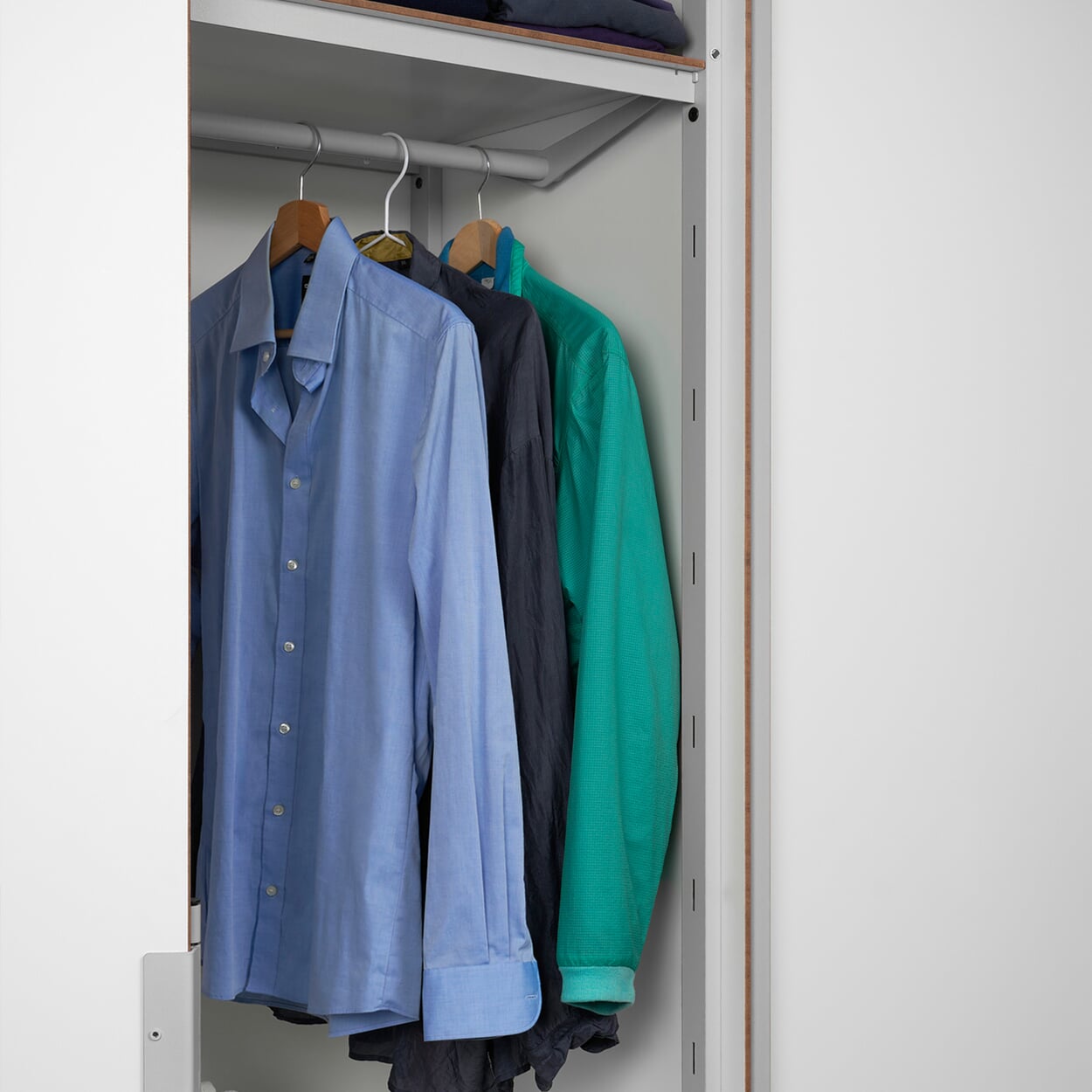Clothes rail for wardrobe P100