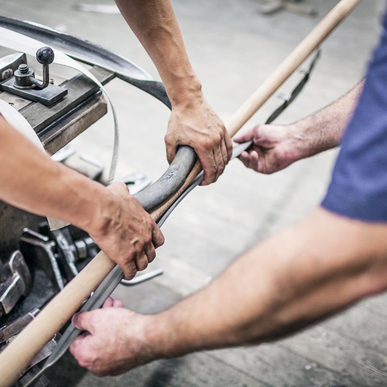 TON gebogen houten meubels fabriceren