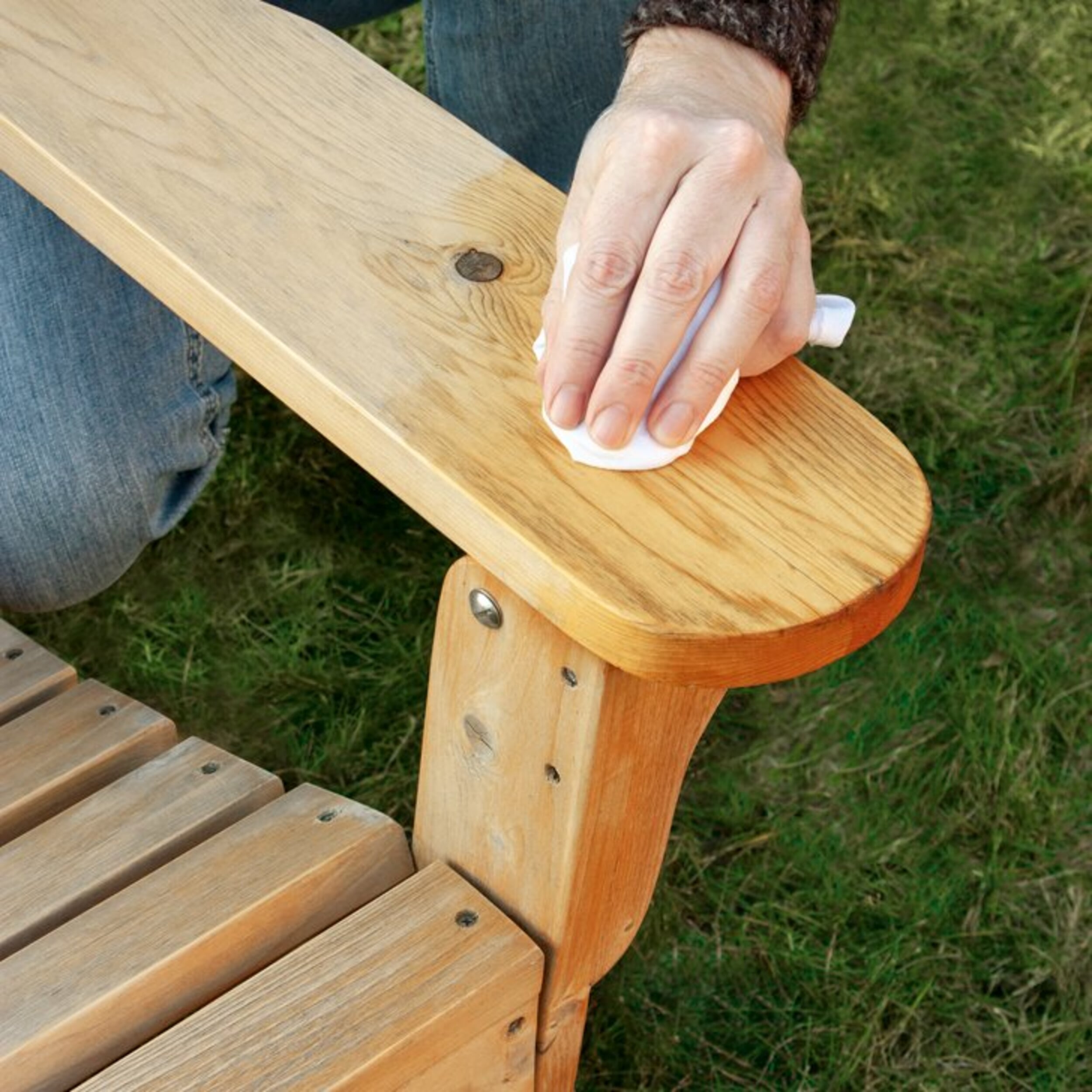 Gartenmöbel aus Holz pflegen Manufactum Gartenjahr