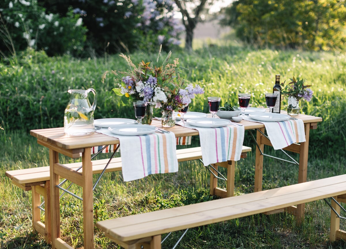 Tuintafel uitschuifbaar 10 personen Aluminium hout effect Murano (270 x 90 cm) - Antraciet - Tuinset, tafel en stoelen