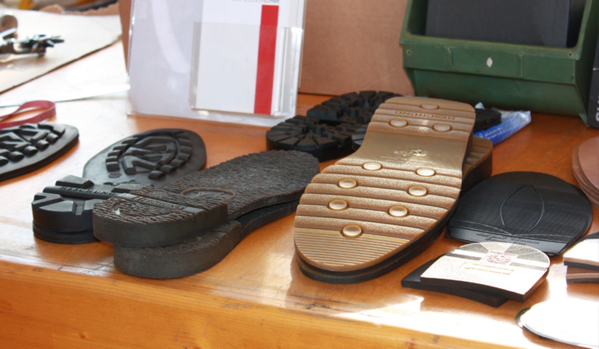 Schuhreparatur In Der Nähe Jetzt Geöffnet Schuhreparatur | Manufactum