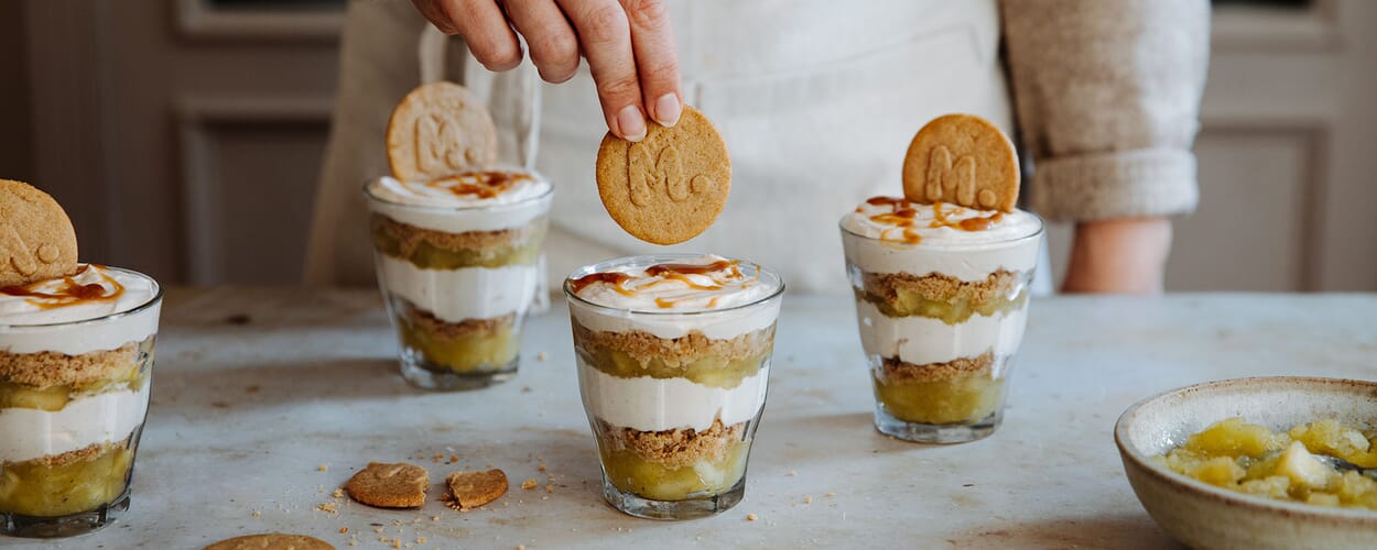 Winterliches Schichtdessert