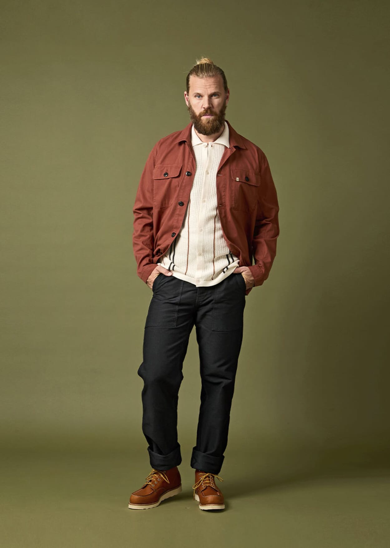 Model im Fühlingsoutfit