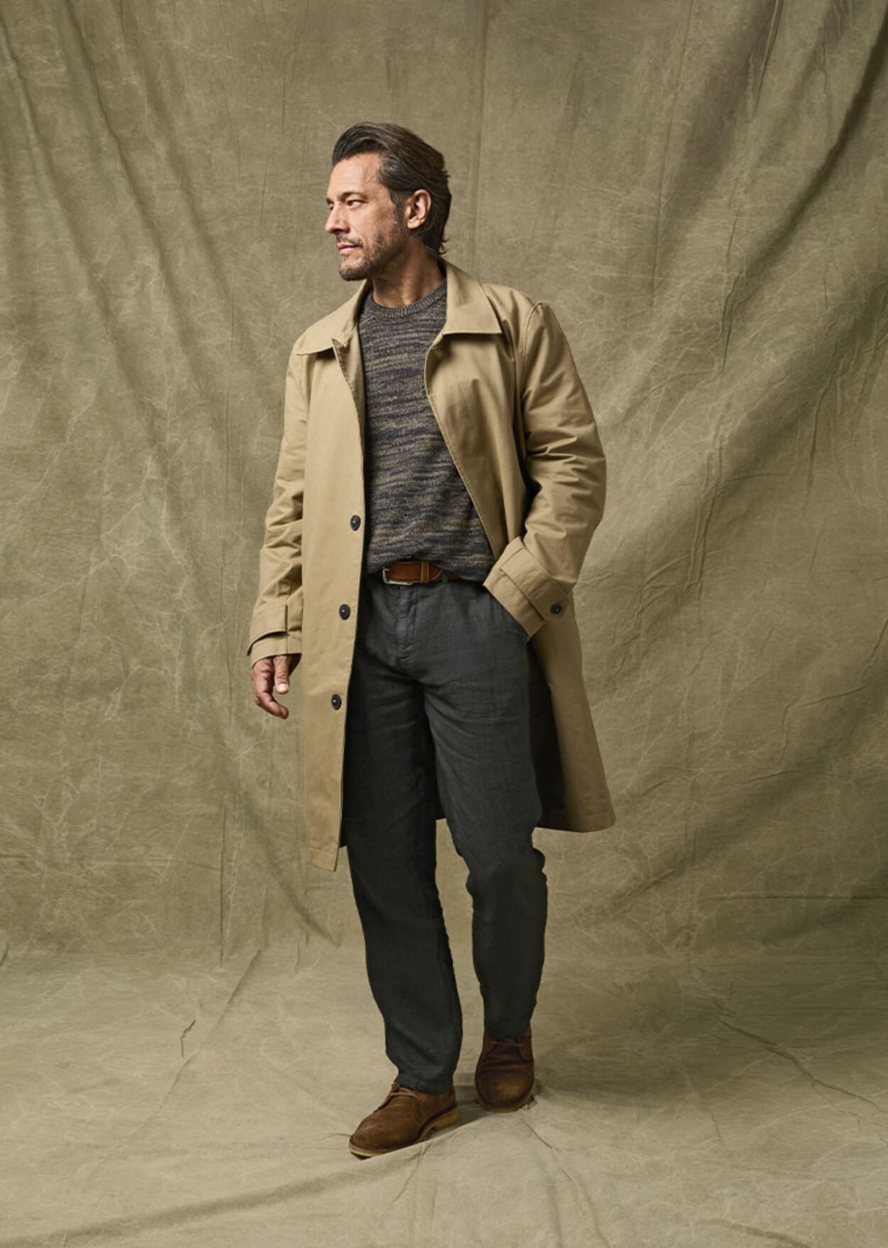 Model im Fühlingsoutfit