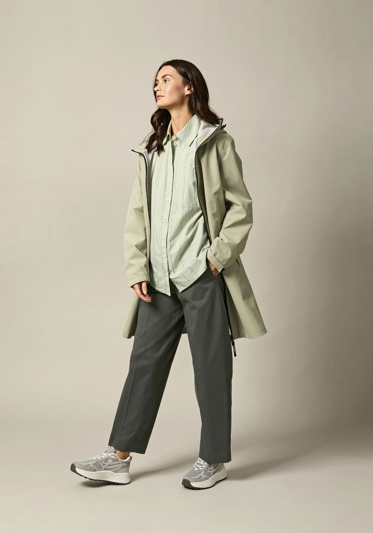 Model in Frühlingsoutfit